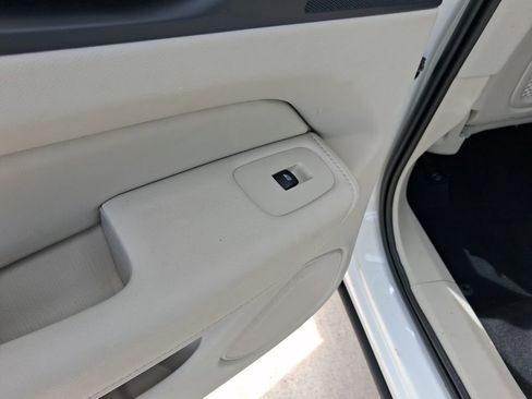 Used 2023 Volvo XC60 B5 Core w/ Protection Package Premier image 12