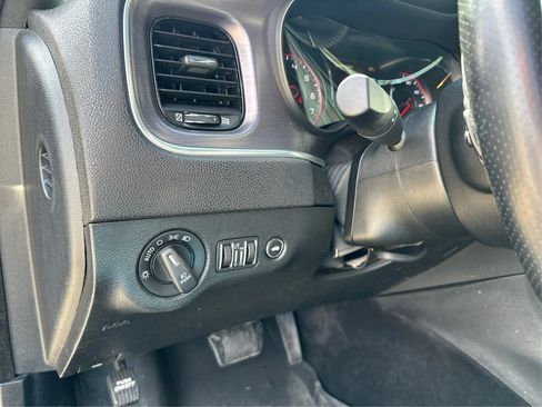 Used 2018 Dodge Charger GT w/ Blacktop Package image 19