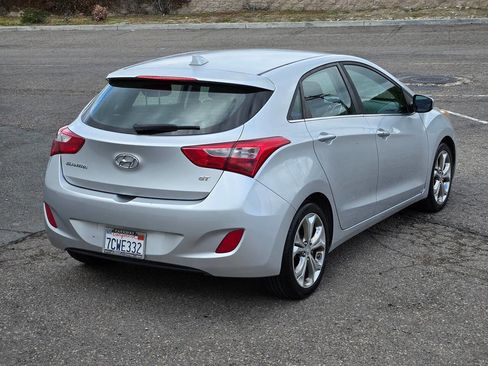 Used 2013 Hyundai Elantra GT w/ Touch & Go Pkg FWD image 11