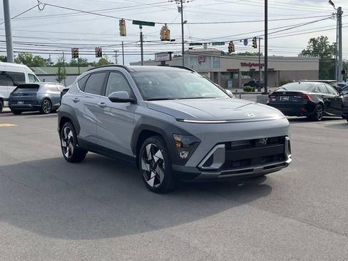 New 2026 Hyundai Kona Limited FWD image 3