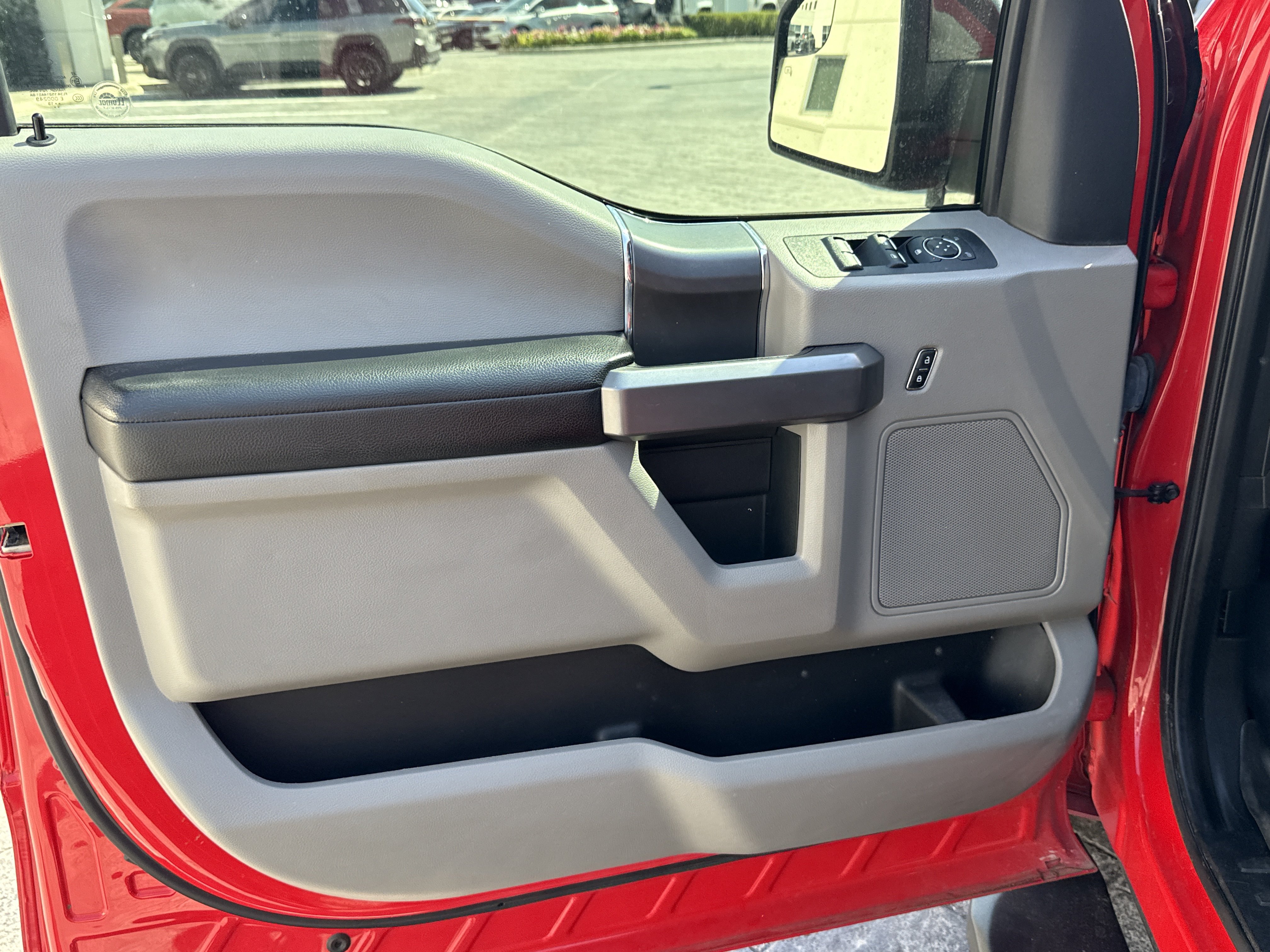 Used 2019 Ford F150 XLT w/ Equipment Group 302A Luxury RWD image 10