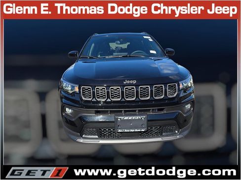 New 2026 Jeep Compass Latitude image 2