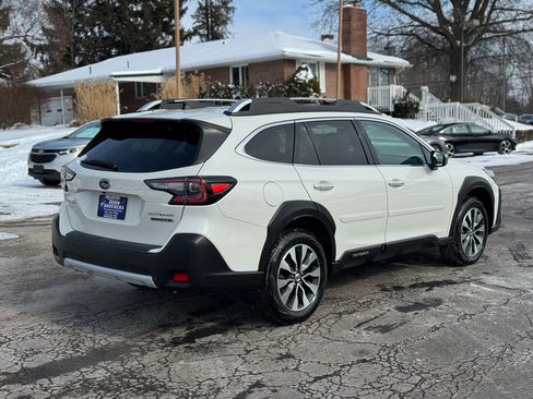 Used 2023 Subaru Outback Touring XT image 5