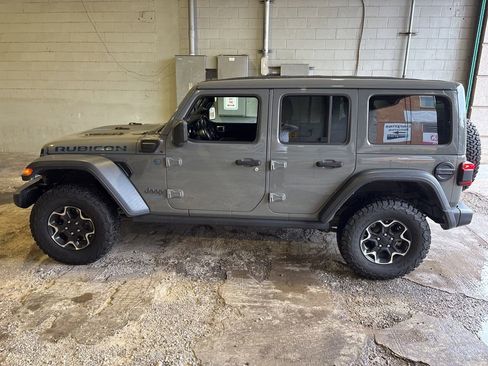 Used 2021 Jeep Wrangler Unlimited Rubicon 4xe w/ Cold Weather Group AWD/4WD image 6