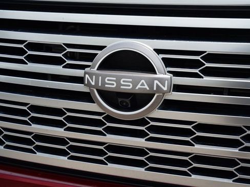 Used 2024 Nissan Titan Platinum Reserve w/ Moonroof Package AWD/4WD image 13