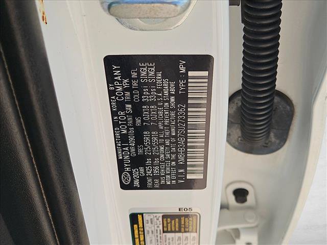 Used 2025 Hyundai Kona SEL FWD image 23