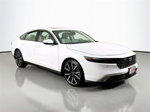 Certified 2024 Honda Accord Touring image 15