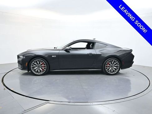 Used 2024 Ford Mustang GT Premium RWD image 4