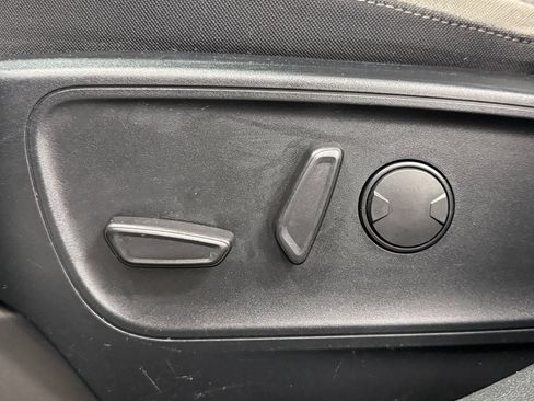 Used 2020 Ford Escape SE AWD/4WD image 25
