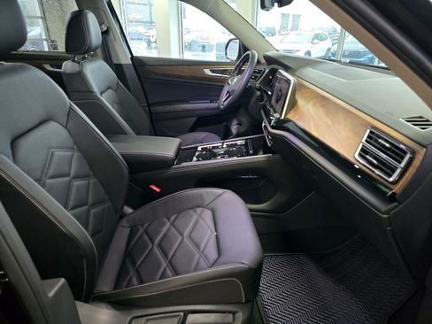 New 2026 Volkswagen Atlas SE image 33