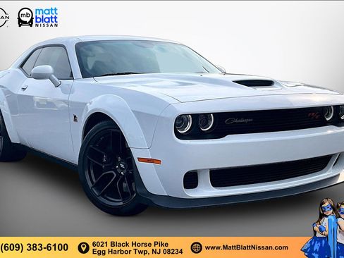 Used 2023 Dodge Challenger R/T Scat Pack RWD image 10