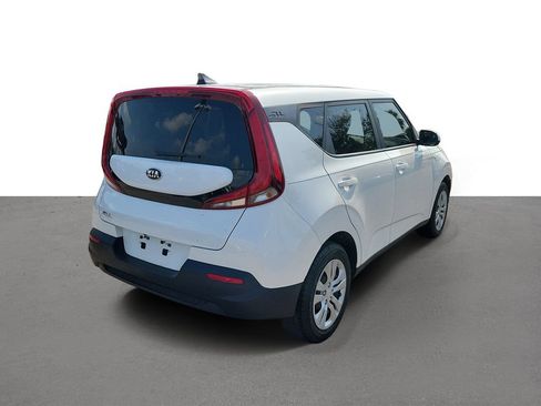 Used 2020 Kia Soul LX FWD image 3