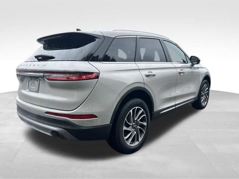 Used 2022 Lincoln Corsair AWD w/ Equipment Group 101A image 6
