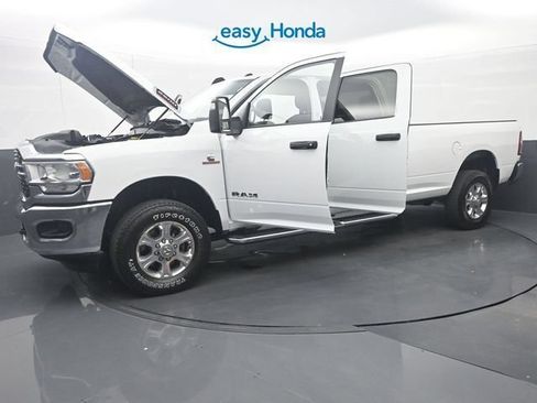 Used 2024 RAM 2500 Big Horn AWD/4WD image 37