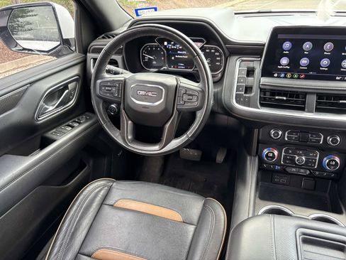 Used 2021 GMC Yukon AT4 w/ AT4 Premium Plus Package AWD/4WD image 27