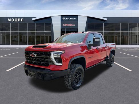 Used 2024 Chevrolet Silverado 2500 ZR2 w/ ZR2 Bison Edition image 7