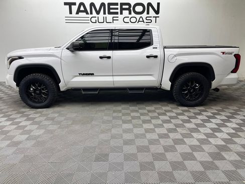 Used 2022 Toyota Tundra SR5 AWD/4WD image 6