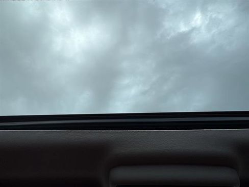 Used 2024 Toyota 4Runner TRD Off-Road Premium image 31