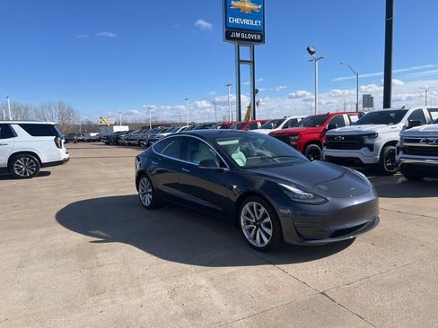 Used 2018 Tesla Model 3 Long Range image 6