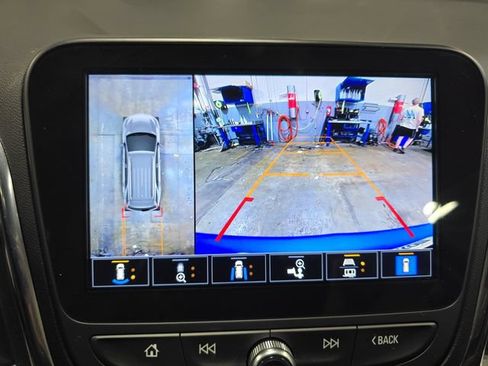 Used 2024 Chevrolet Equinox LT AWD/4WD image 25