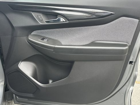 New 2026 Chevrolet TrailBlazer LT w/ LT Cold Weather Package FWD image 17