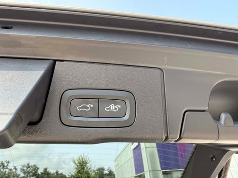 Certified 2024 Volvo XC60 T8 Polestar w/ Protection Package Premier AWD/4WD image 29