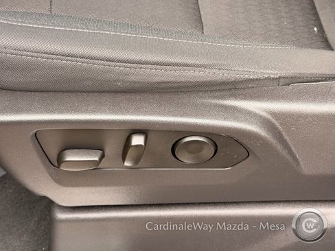 Used 2024 GMC Sierra 1500 Elevation image 17