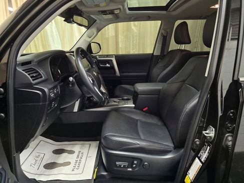 Used 2024 Toyota 4Runner Limited AWD/4WD image 15