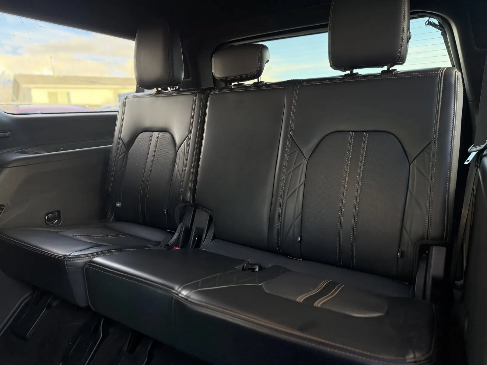 Used 2023 Ford Expedition Max Platinum AWD/4WD image 17