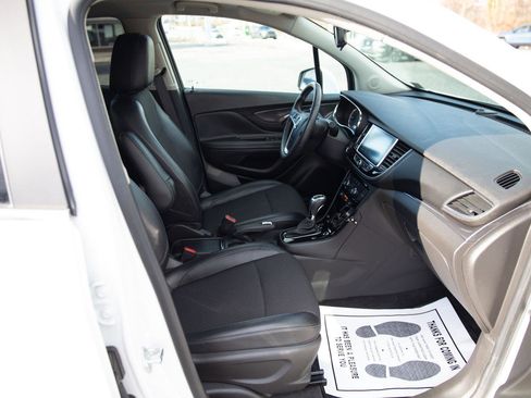 Used 2019 Buick Encore Preferred image 23