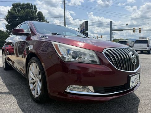 Used 2015 Buick LaCrosse FWD image 5