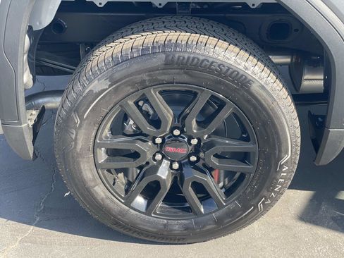 New 2026 GMC Sierra 1500 Elevation image 30