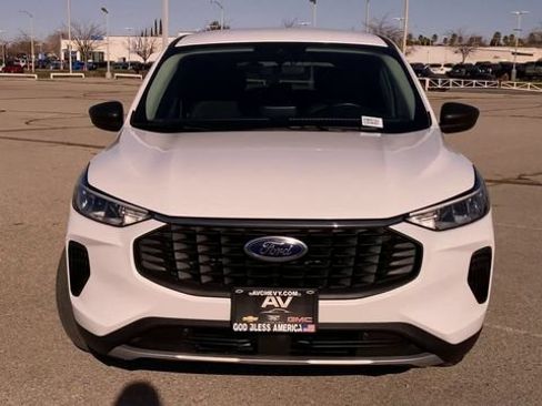 Used 2023 Ford Escape Active FWD image 3