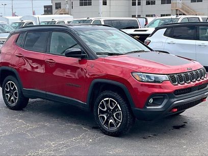 Used 2025 Jeep Compass Trailhawk