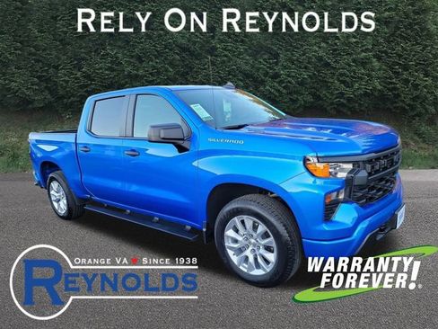 Used 2025 Chevrolet Silverado 1500 Custom image 1
