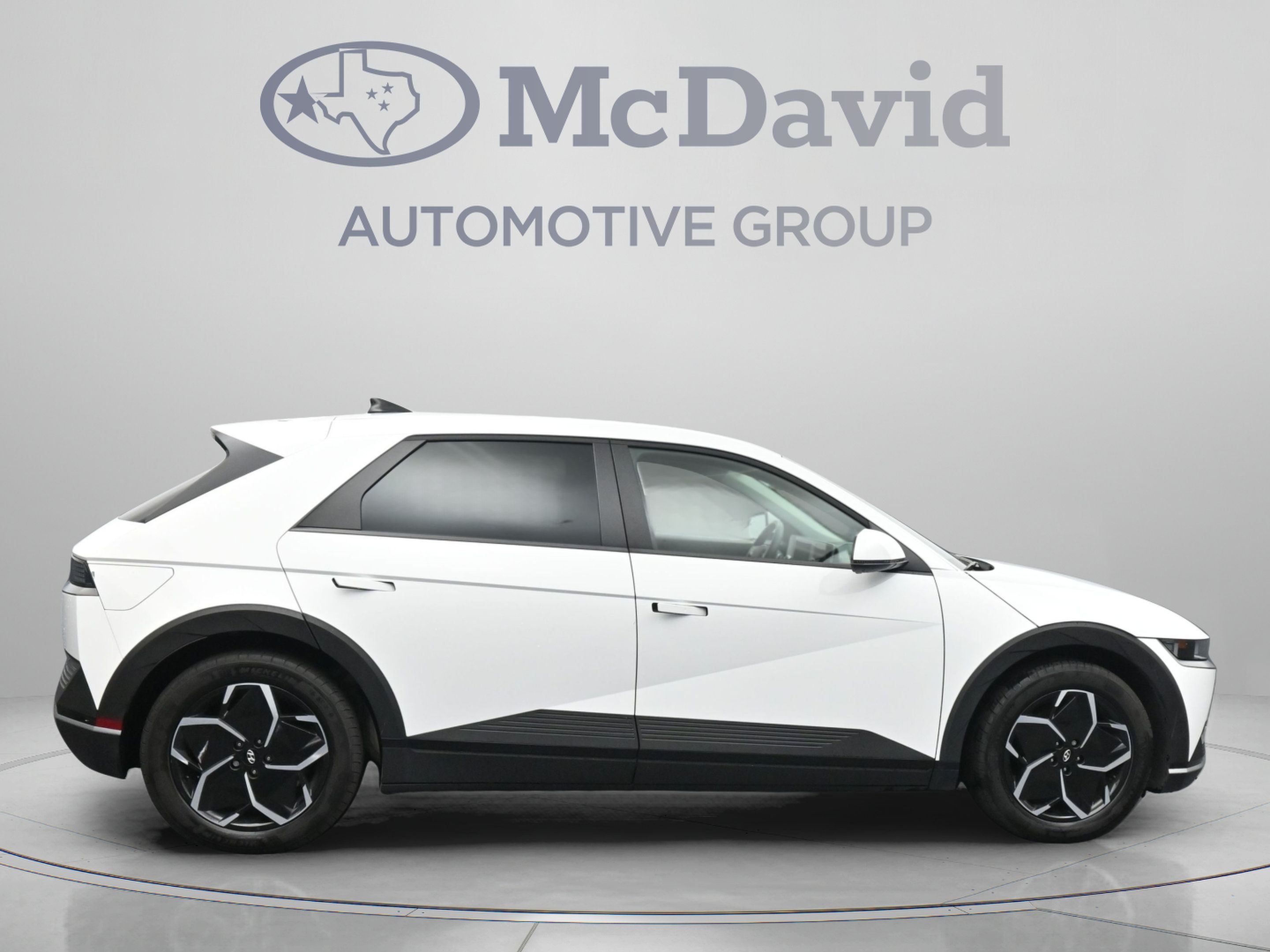 Used 2024 Hyundai Ioniq 5 SEL RWD image 9