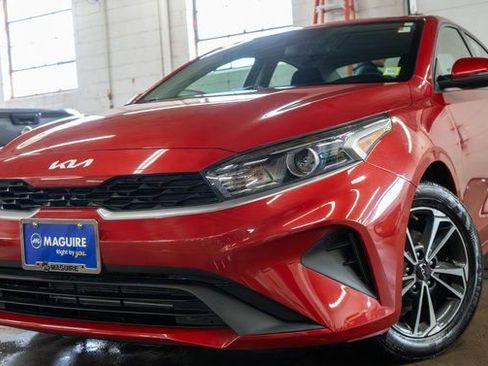 Used 2024 Kia Forte LXS image 1