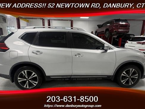 Used 2017 Nissan Rogue SL FWD image 5
