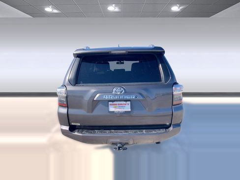 Used 2017 Toyota 4Runner SR5 image 9