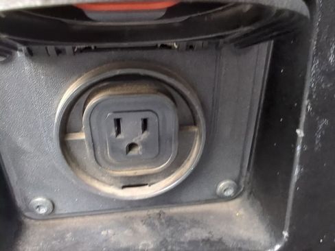 Used 2013 Toyota Tacoma w/ TRD Off-Road Pkg image 26