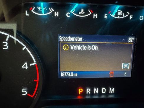 Used 2025 Ford F250 XL AWD/4WD image 17