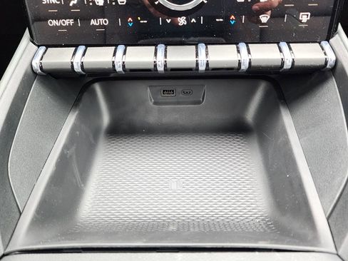 New 2026 GMC Terrain AT4 w/ Convenience Package III image 31