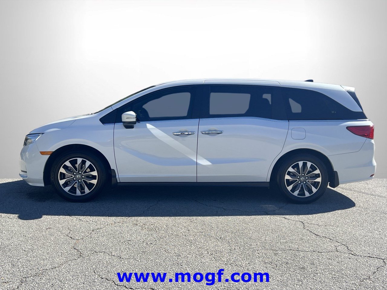 Used 2024 Honda Odyssey EX-L image 24