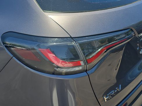 Used 2023 Honda HR-V LX image 34