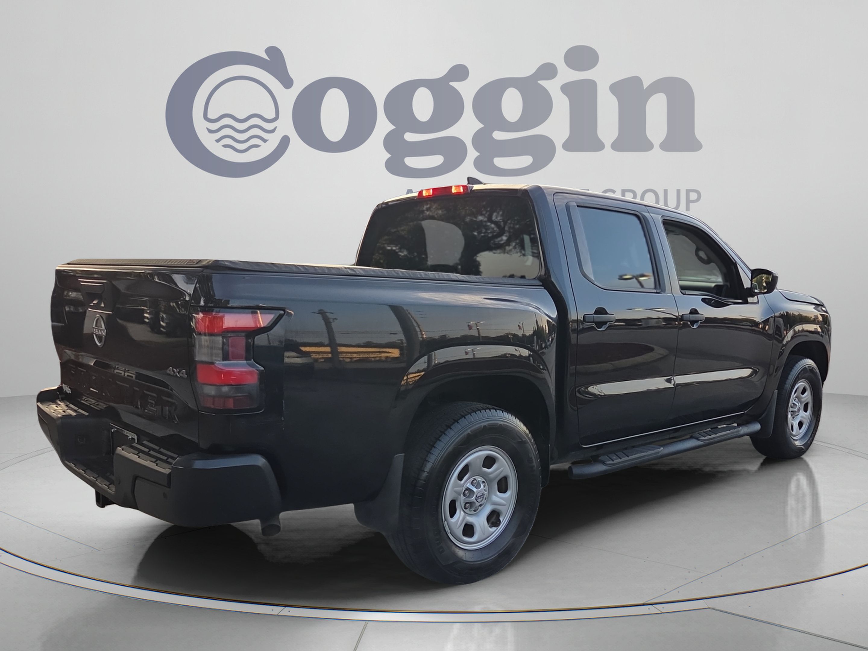 Used 2022 Nissan Frontier S w/ Technology Package AWD/4WD image 5