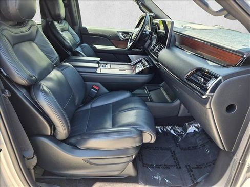 Used 2023 Lincoln Navigator Reserve AWD/4WD image 26