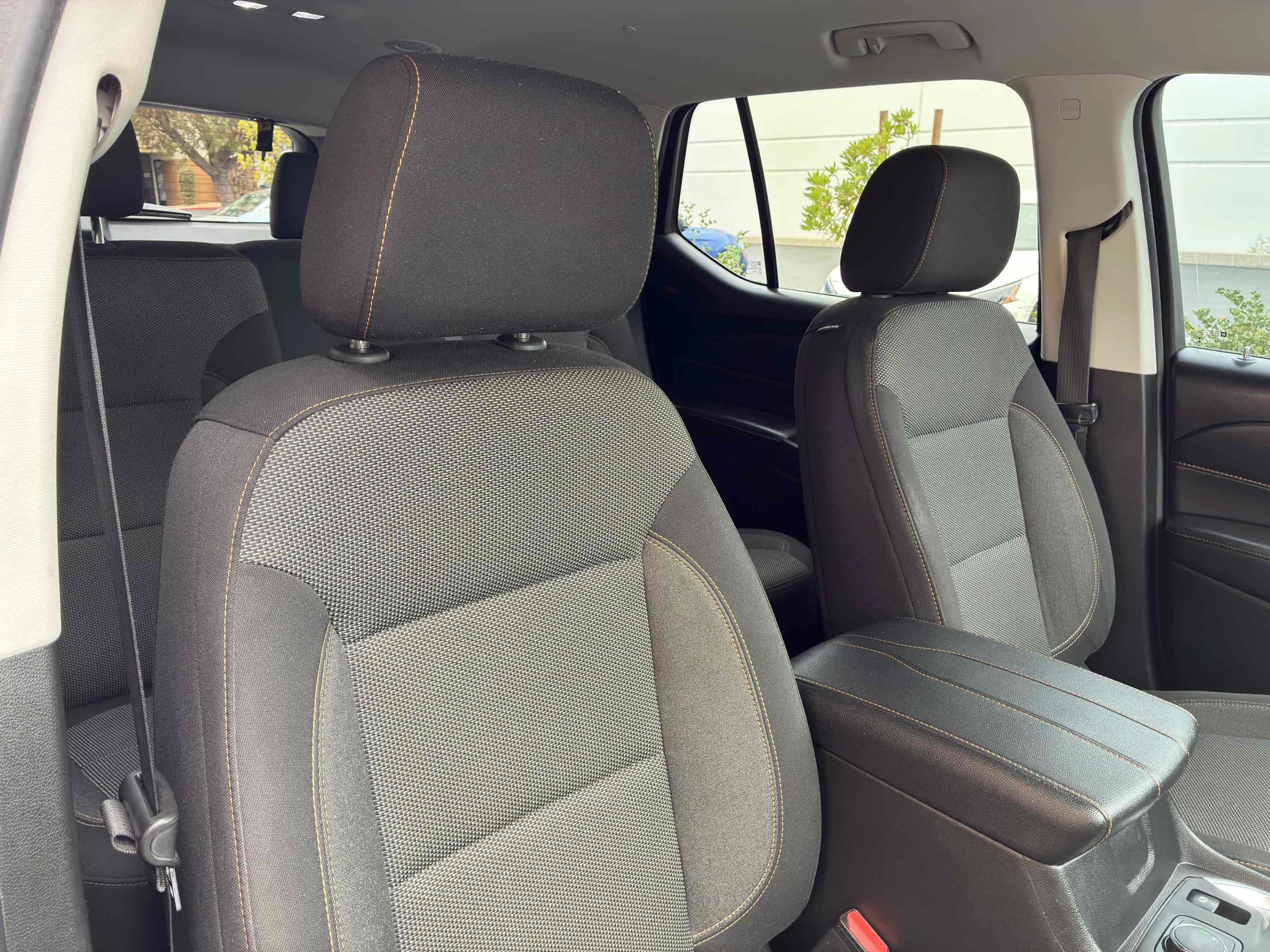Used 2020 Chevrolet Traverse LS FWD image 42