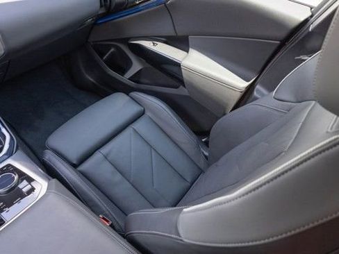 Certified 2025 BMW X3 M50 w/ Premium Package image 27