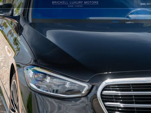 Used 2024 Mercedes-Benz S 580 4MATIC Sedan w/ AMG Line image 45