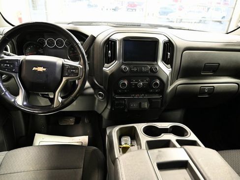 Used 2022 Chevrolet Silverado 2500 LT w/ Convenience Package image 14